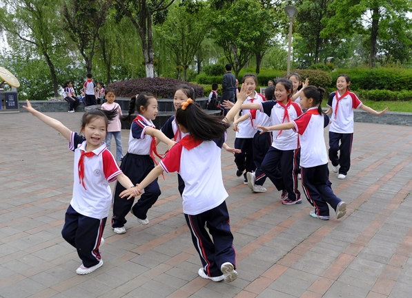 小学生所受到的科学教育一定是也很简单在学习后被遗忘 小学生所受到的科学教育一定是也很简单在学习后被遗忘